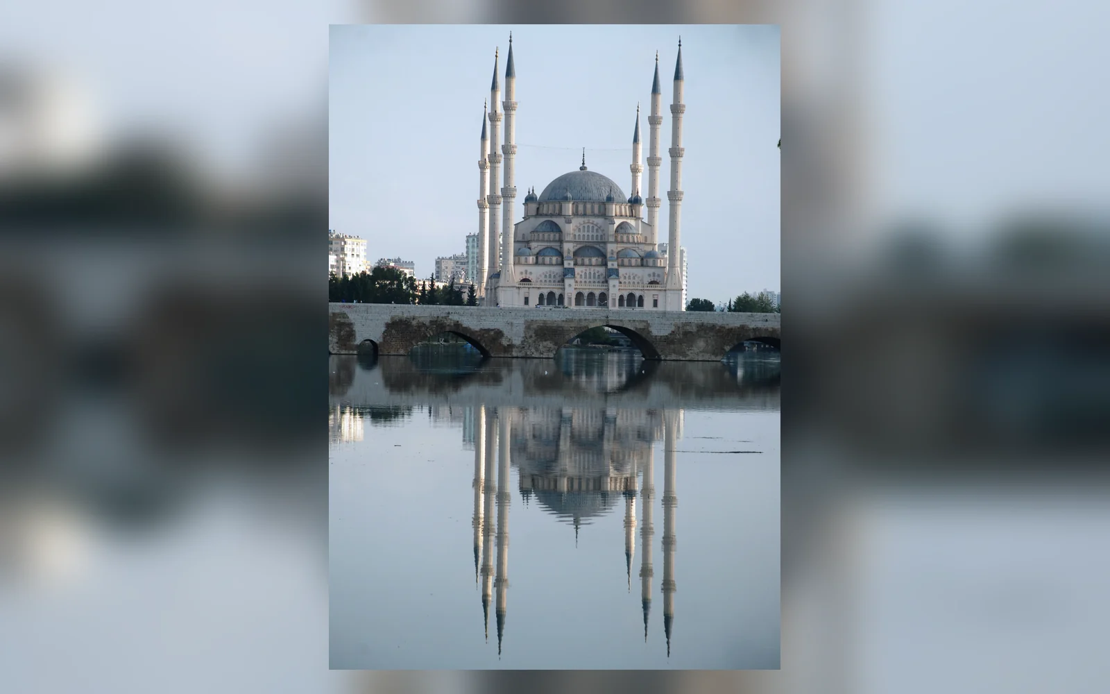 Adana şehir rehberi kapak görseli