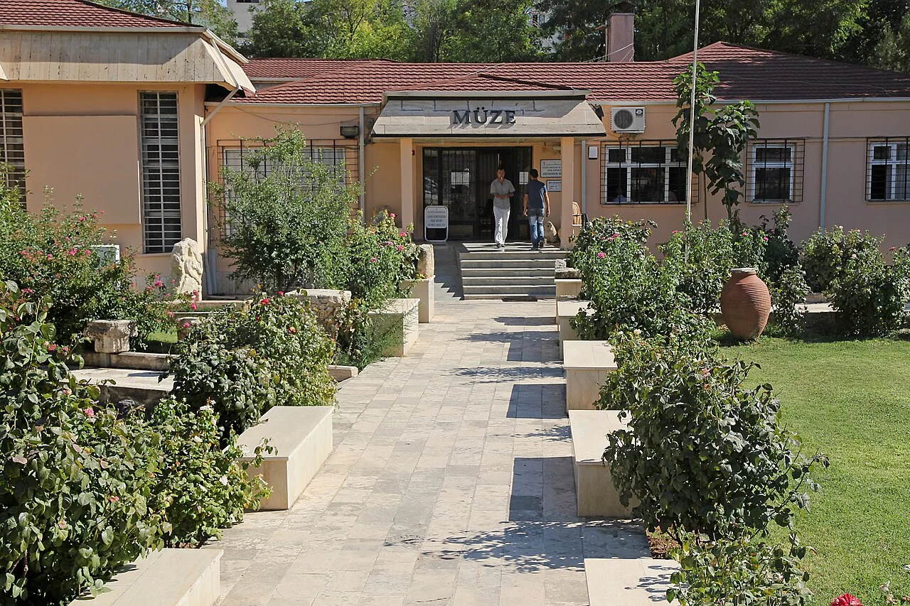 Adıyaman Müzesi arşiv gerçek fotoğrafı