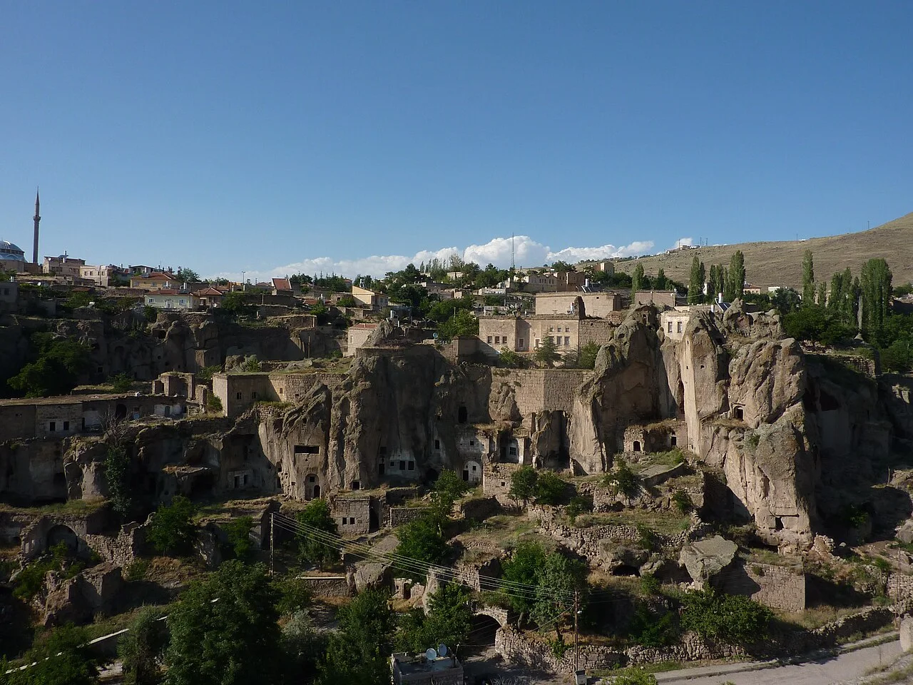 Güzelyurt kaya yerleşimleri