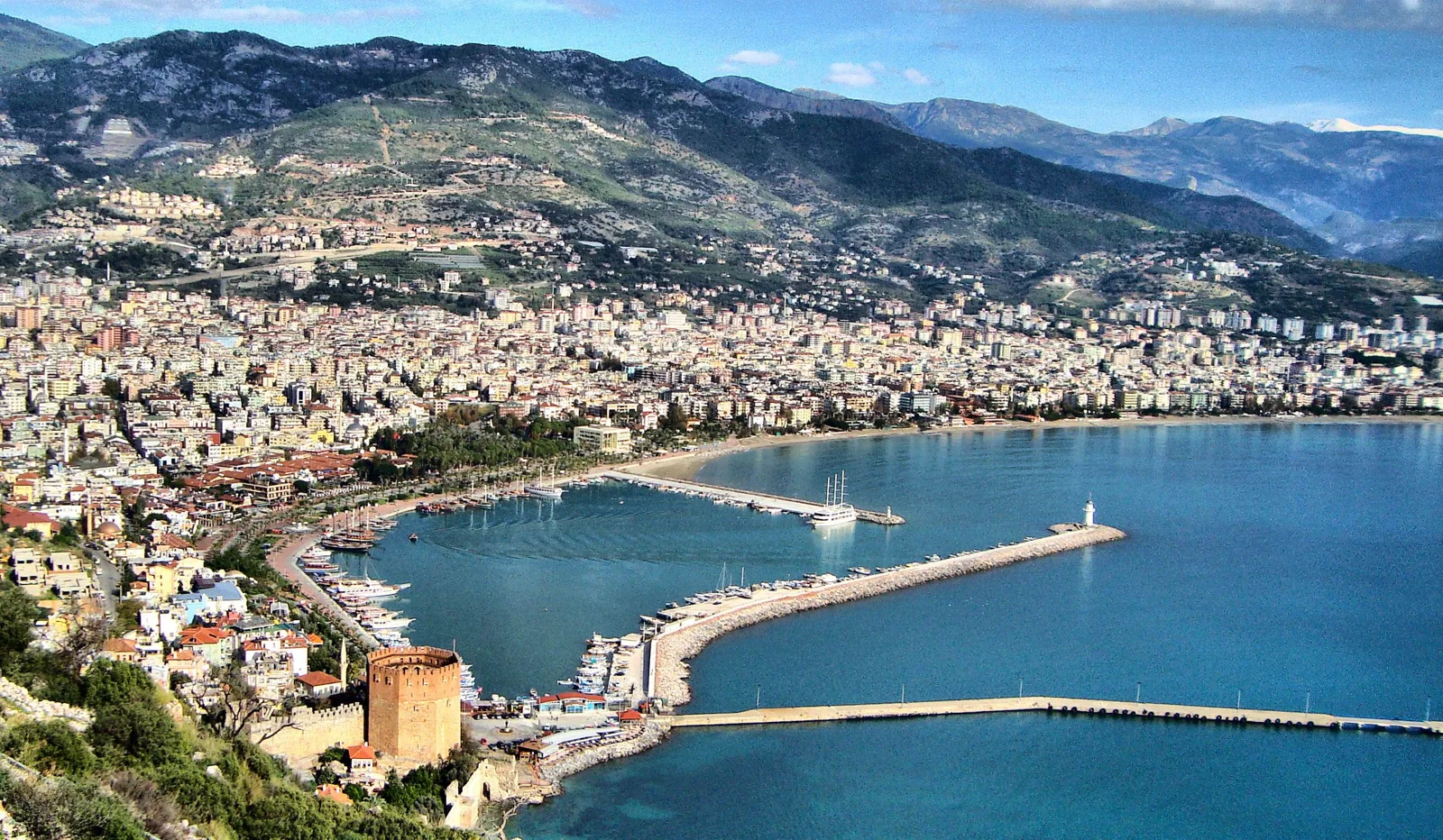 Alanya Şehir Turu 2026: Kale, Teleferik, Damlataş ve Rezervasyon