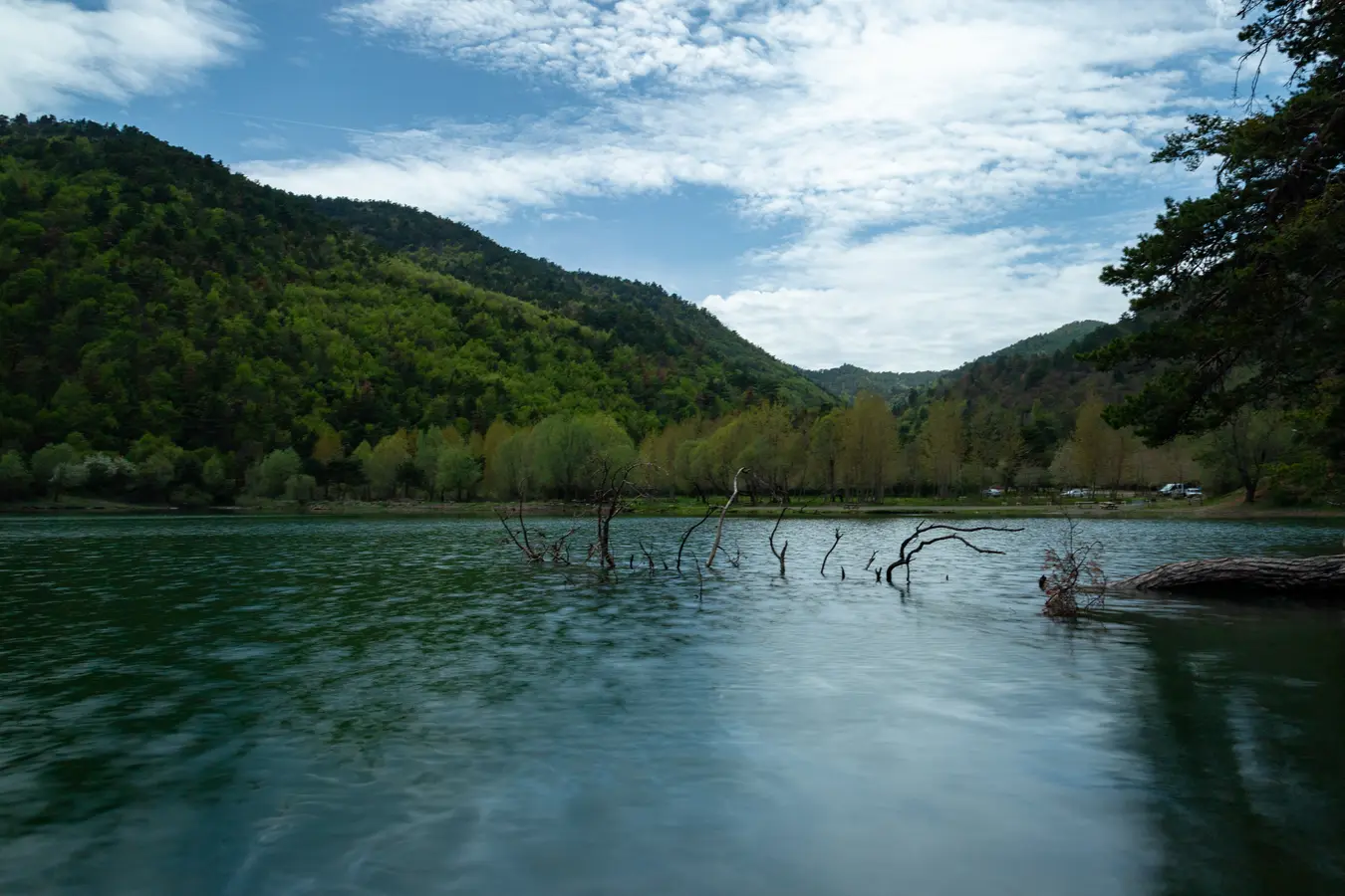 Borabay Gölü