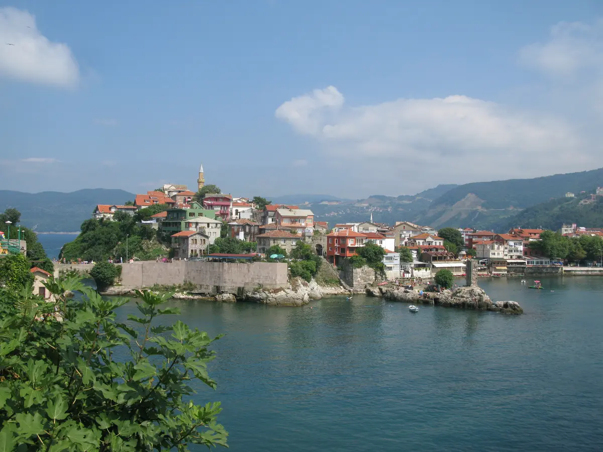 Amasra Kalesi ve Tarihî Surlar