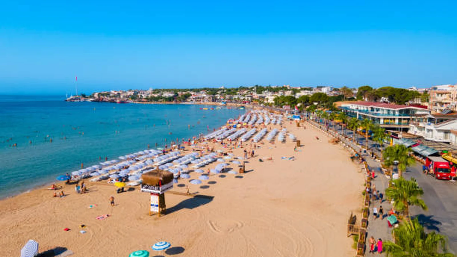 Didim Altınkum Plajı ve sahil şeridi