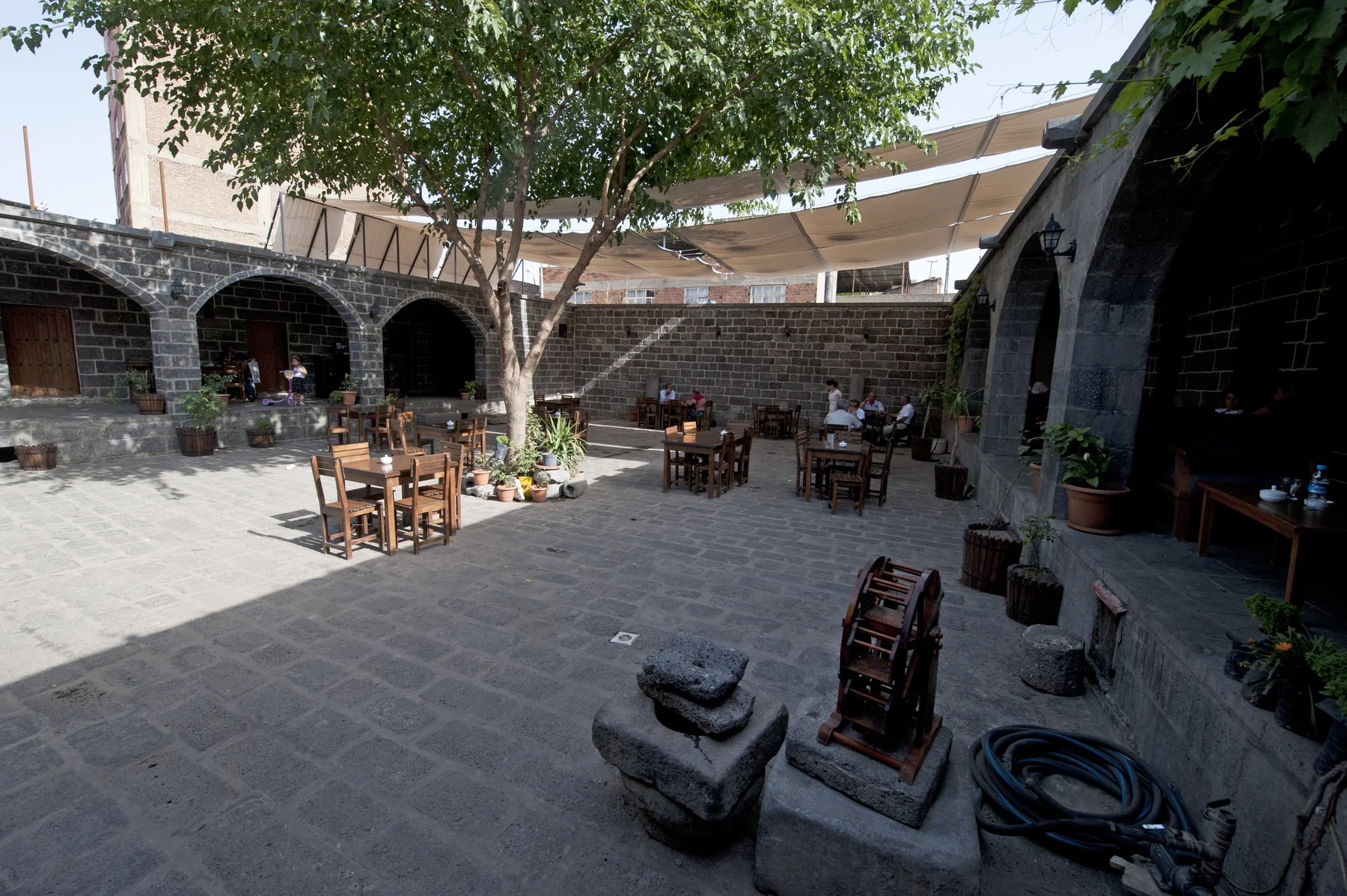 Diyarbakır Sülüklü Han gerçek fotoğrafı