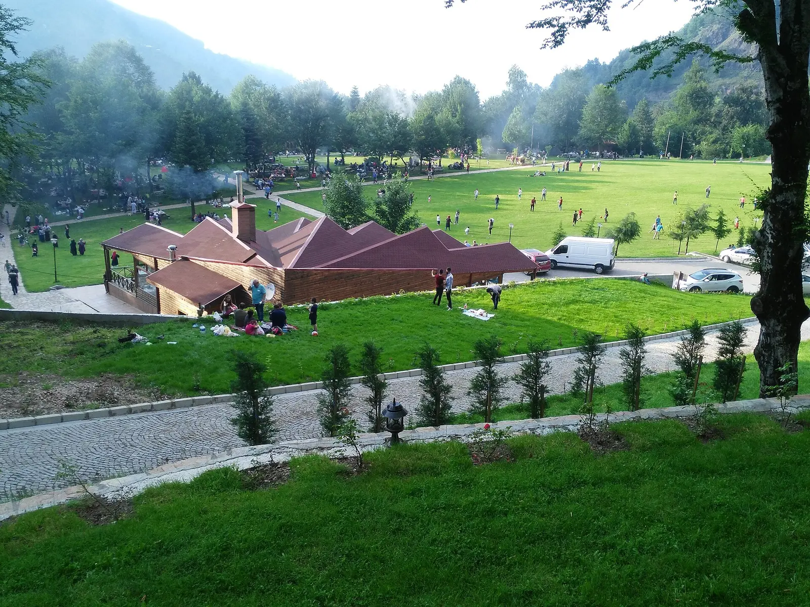 Güzeldere Şelalesi Tabiat Parkı