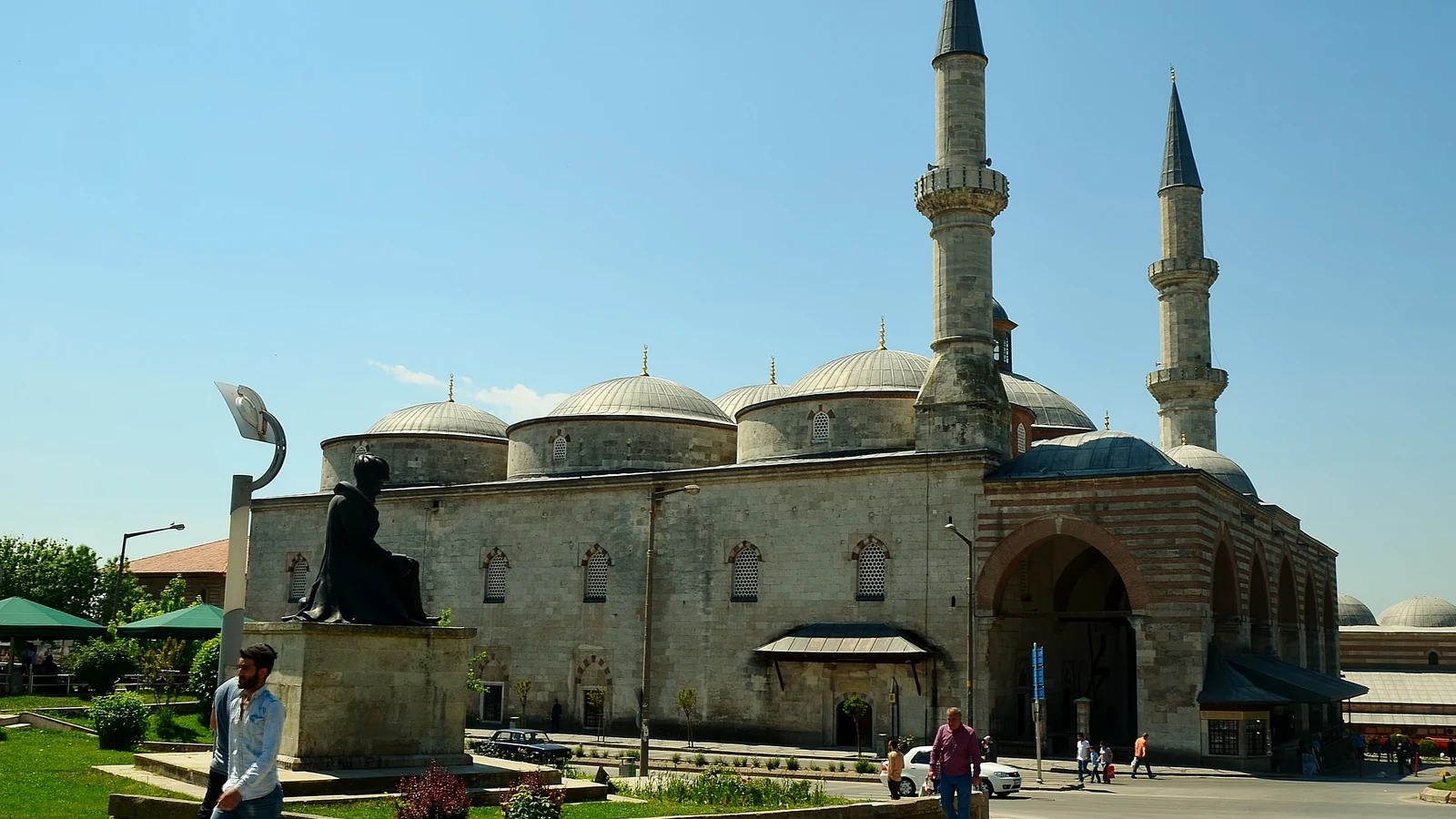 Eski Cami ve çarşı rotasını anlatan Edirne görseli