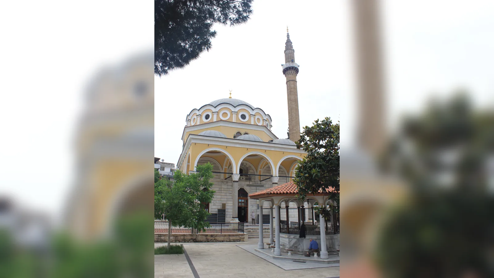 Aydın Efeler Ramazan Paşa Camii dış görünüşü