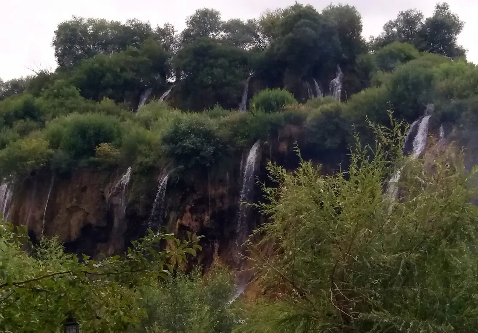 Girlevik Şelalesi: Erzincan’ın En Güçlü Doğa Manzarası