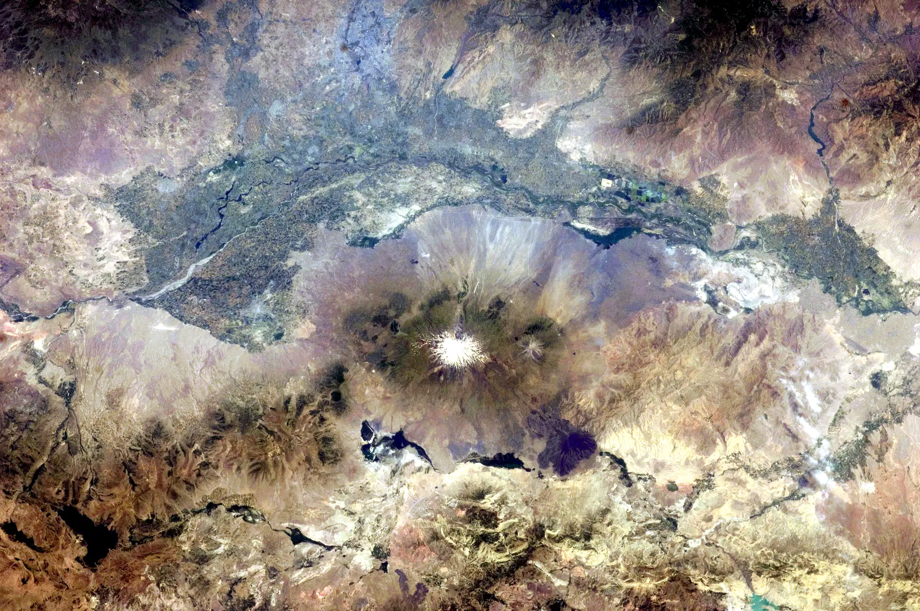 Aras Nehri ve Iğdır Ovası