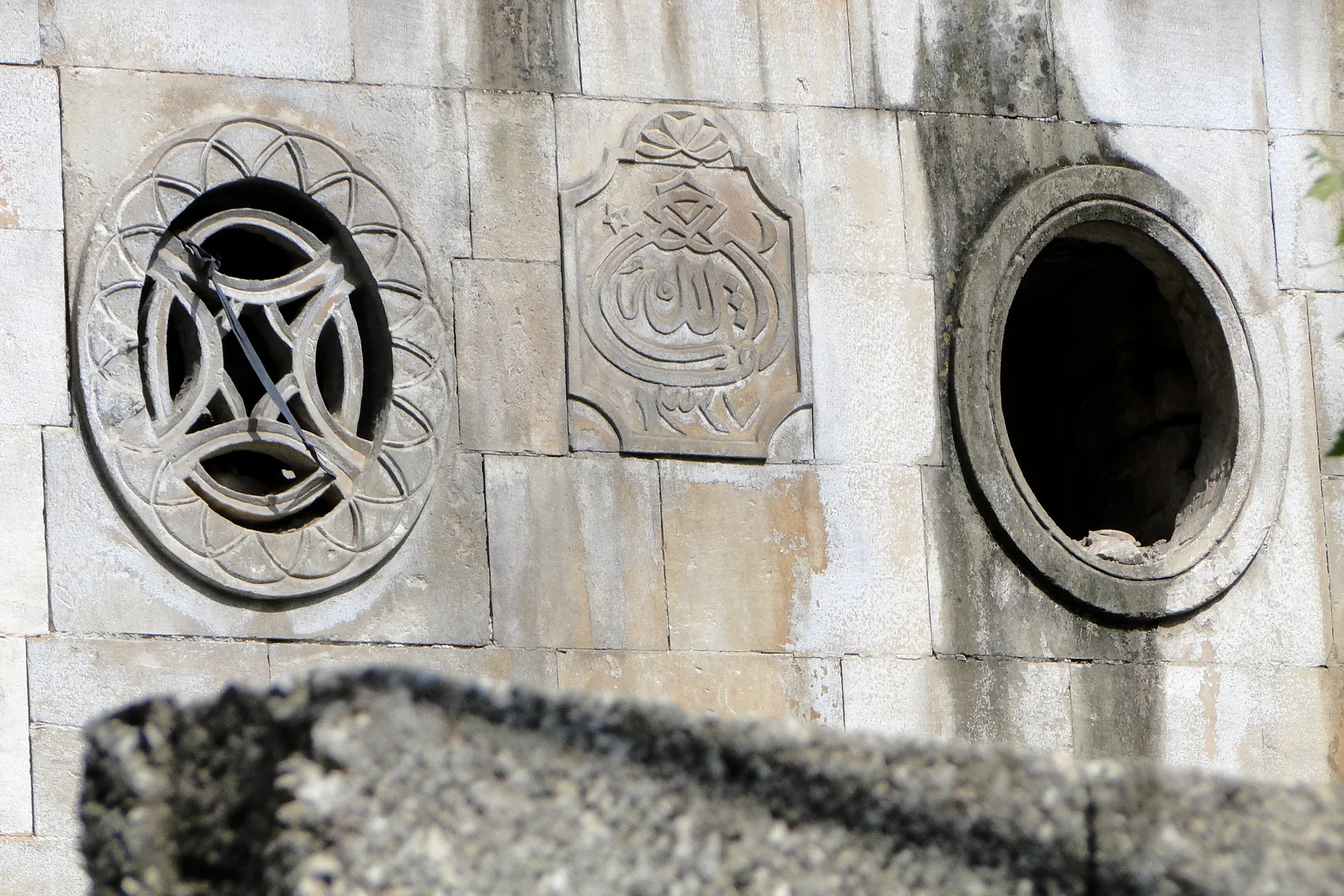 Kilis tarihî sokak ve Osmanlı dönemi yapı cephesi gerçek fotoğrafı