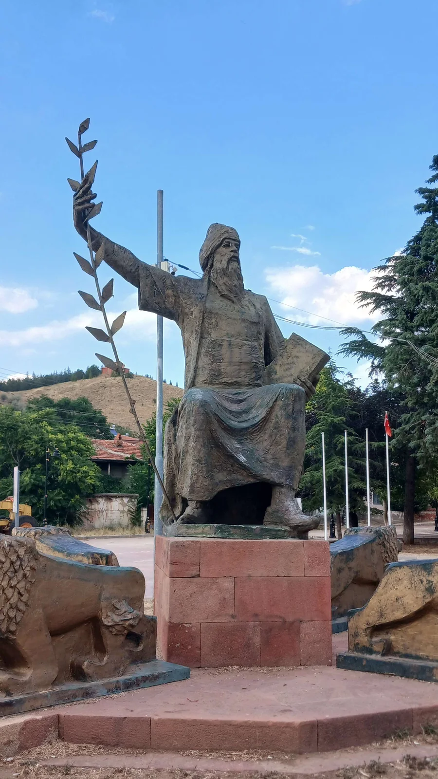 Hasandede Camii, Türbesi ve Anıtı