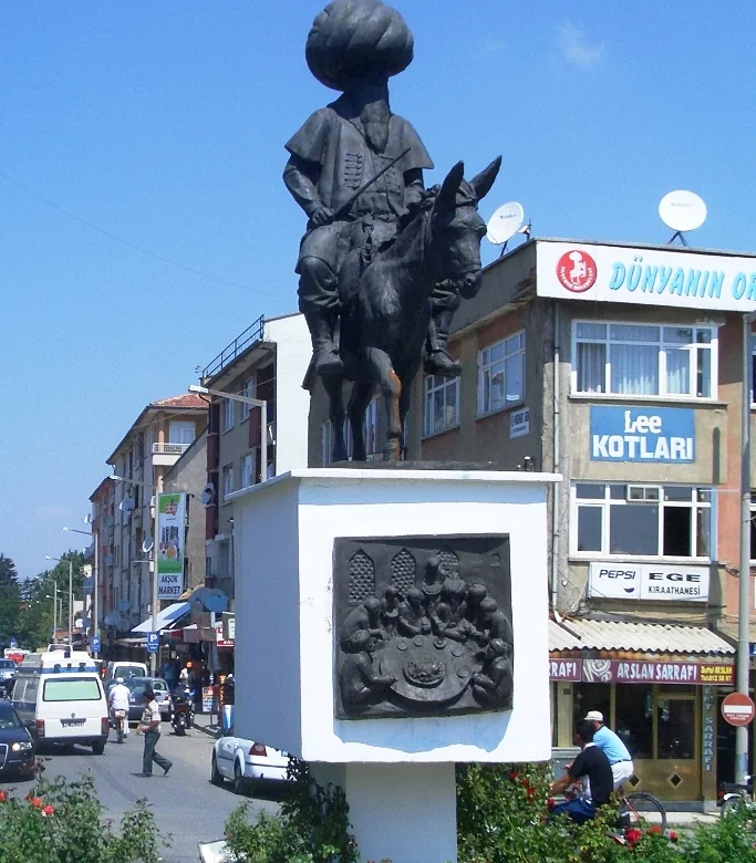 Konya Akşehir Nasreddin Hoca anıtı gerçek fotoğrafı
