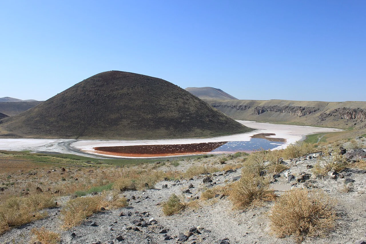 Konya Karapınar Meke Gölü gerçek krater fotoğrafı