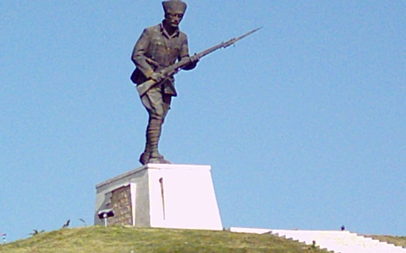 Dumlupınar Şehitliği