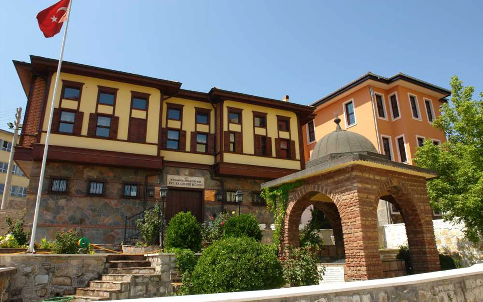 Evliya Çelebi Kültür Sanat Evi