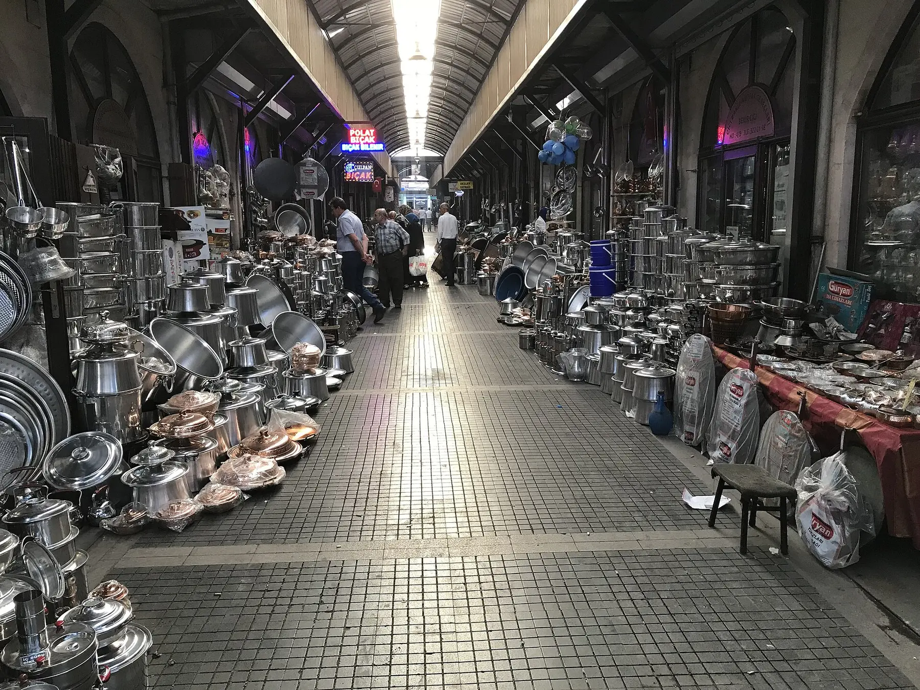 Malatya Merkez, Bakırcılar Çarşısı ve Şire Pazarı