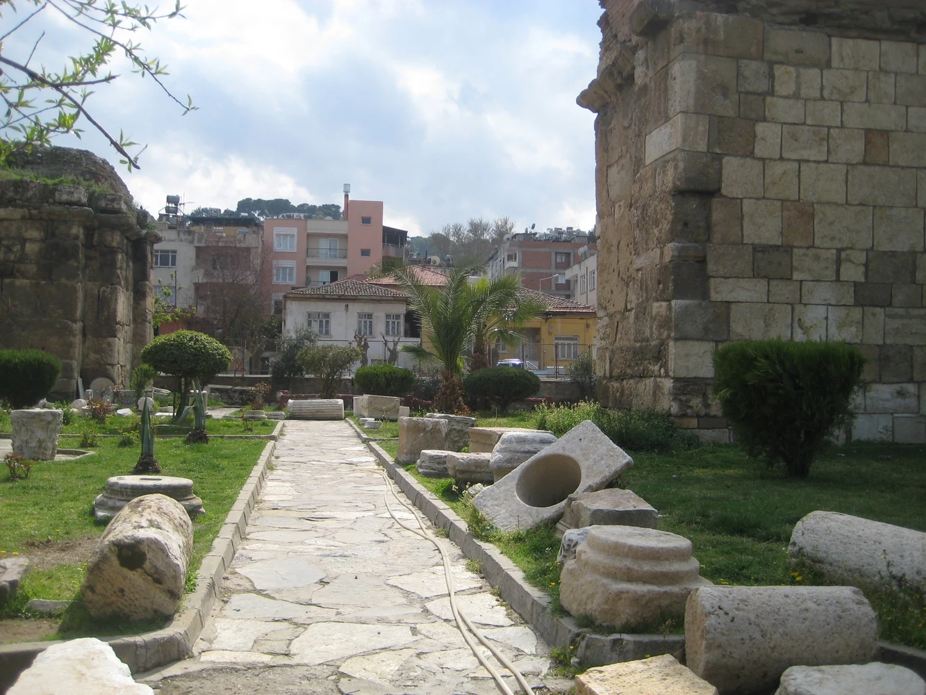 Alaşehir St. Jean Kilisesi