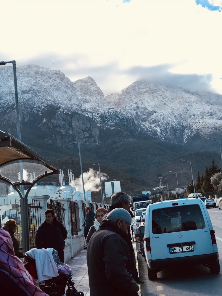 Manisa şehir rehberi kapak görseli