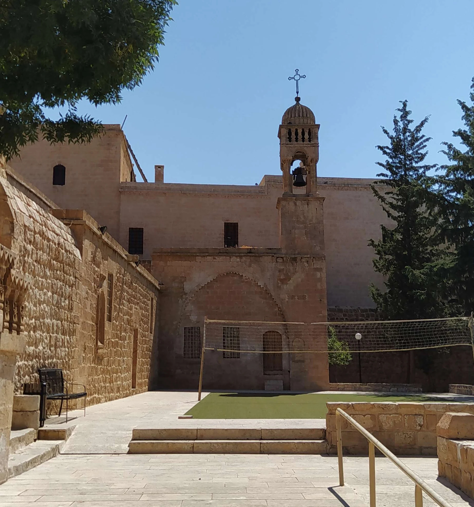 Mardin Kırklar Kilisesi girişi