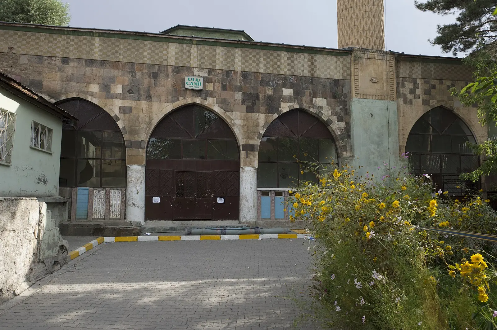 Muş Ulu Cami ve Şeyh Muhammed-i Mağribi