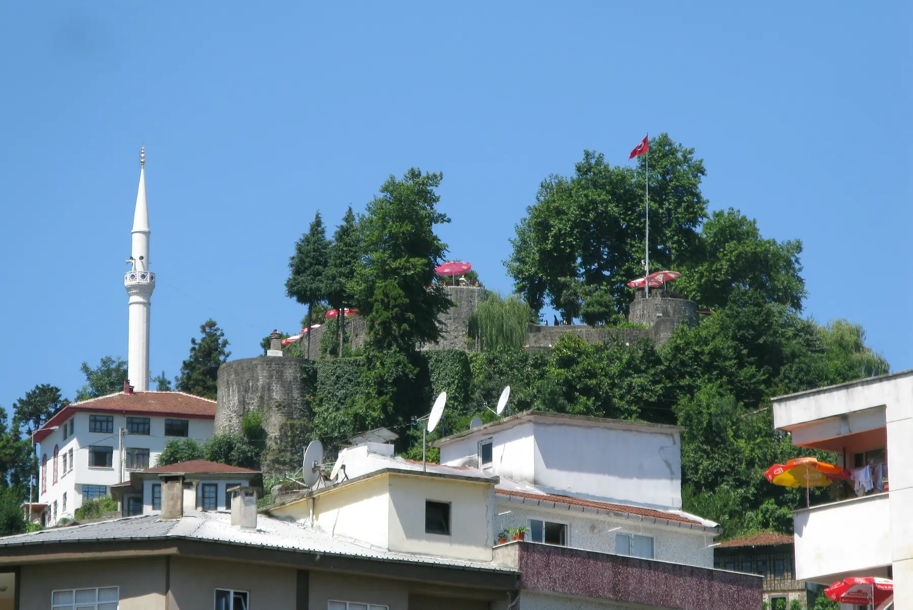 Rize Kalesi ve Şehir Manzarası