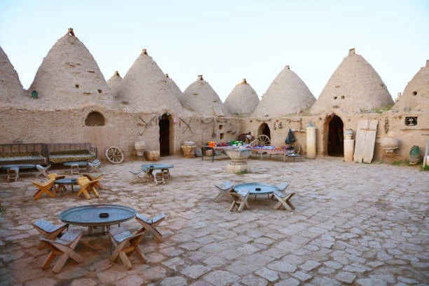 Harran kümbet evleri avlusu