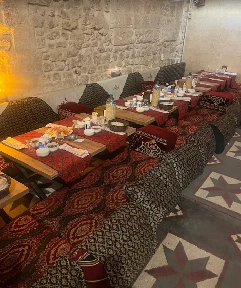 Açık Avlu mu, Kapalı Salon mu? görseli
