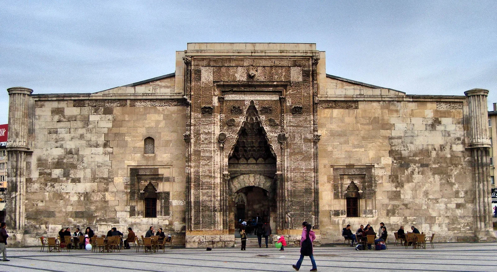 Sivas Buruciye Medresesi
