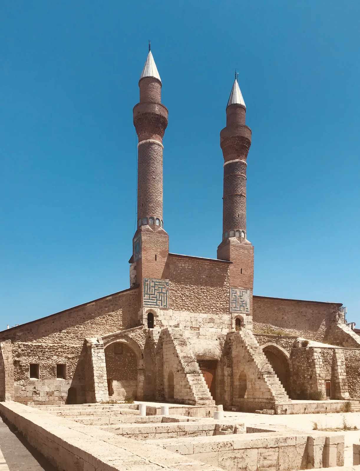 Sivas Çifte Minareli Medrese