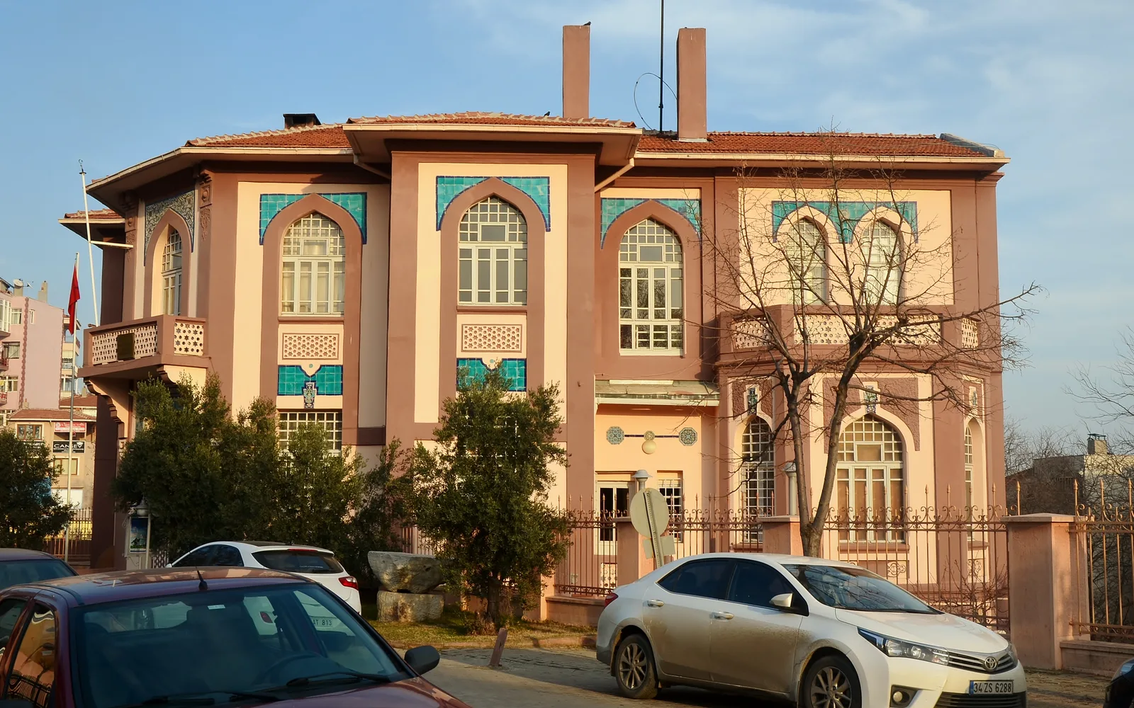 Tekirdağ Arkeoloji ve Etnografya Müzesi gerçek bina fotoğrafı