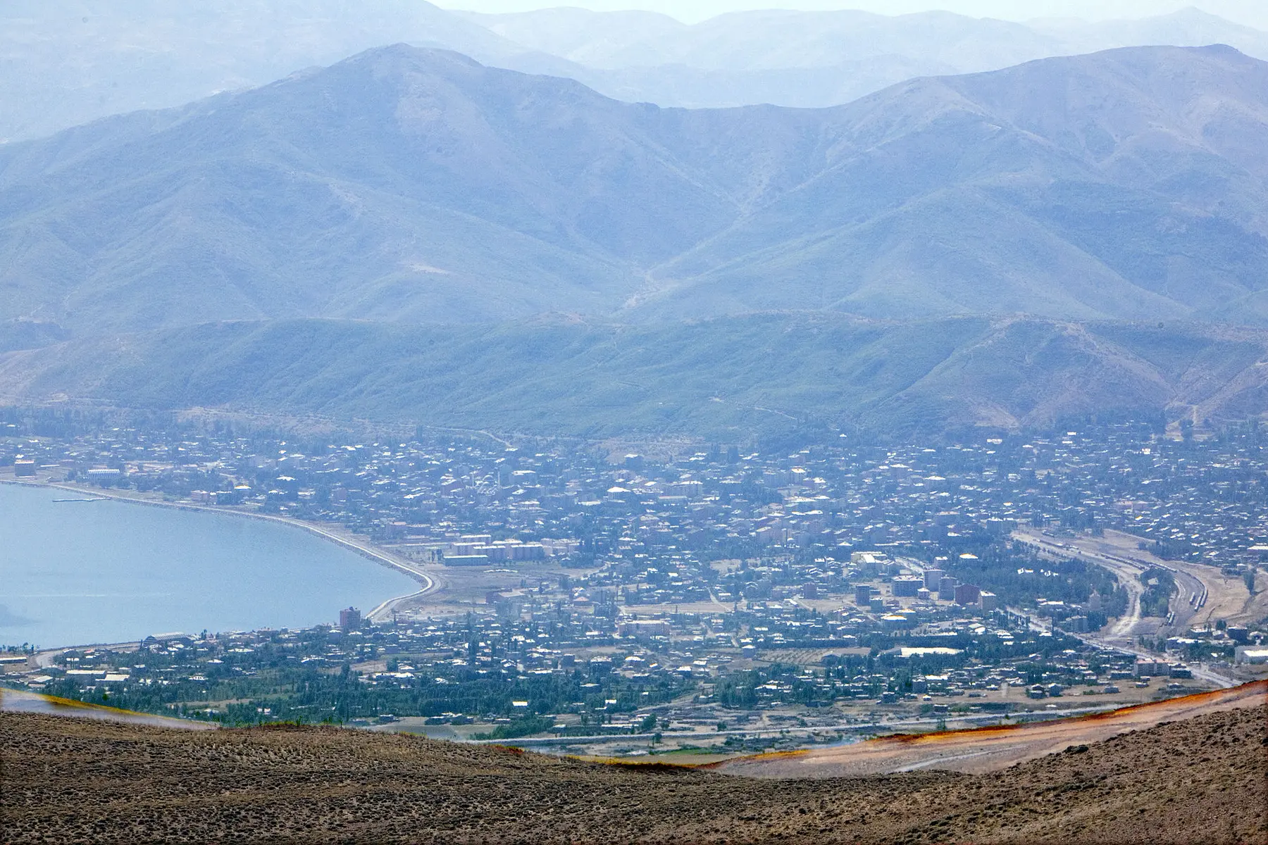 Van’a Nasıl Gidilir ve Şehir Nasıl Gezilir?